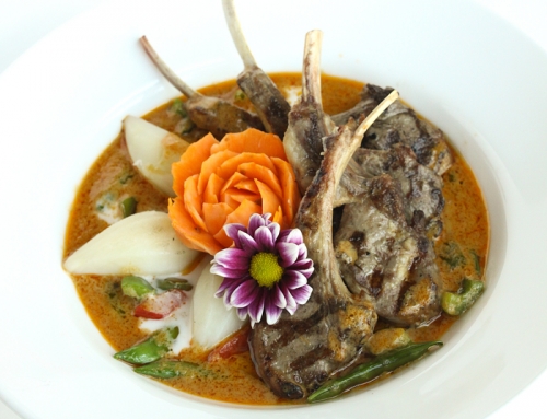 Lamb chops with mussaman curry sauce